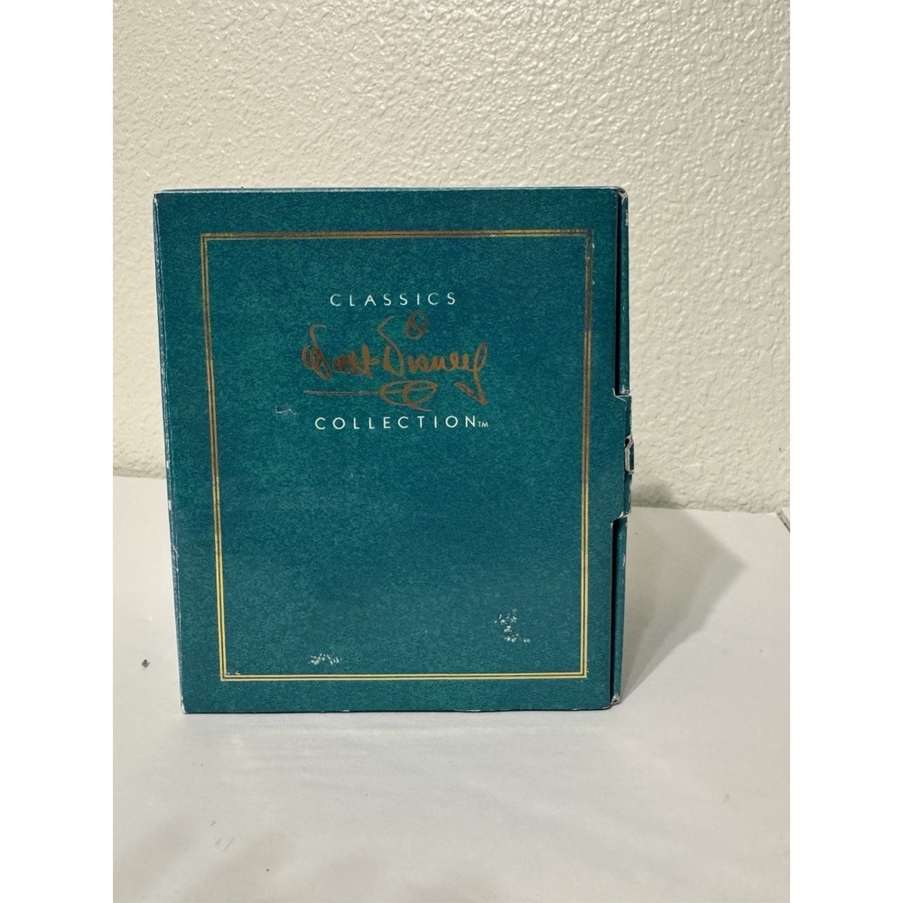WDCC Disney Statue Winnie the Pooh Time for Something Sweet New RARE M - Picture 9 of 10